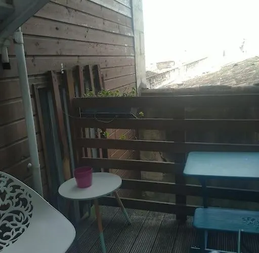 아파트 Un Cocon Au Coeur De Bordeaux.