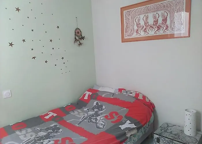 Un Cocon Au Coeur De Bordeaux. Apartment